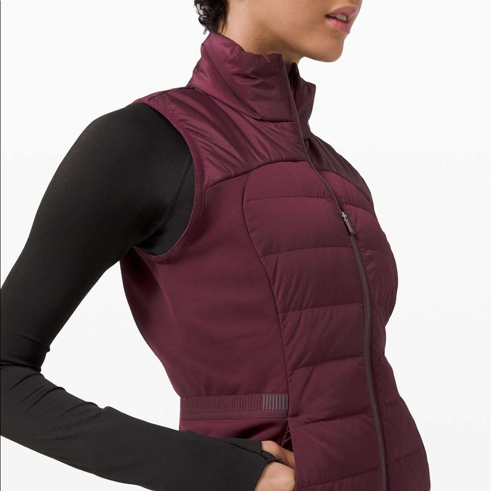 NEW lululemon down for it all vest cassis size 4 - burgundy wine winter running
